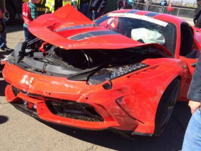 Destrozan un Ferrari 458 Speciale durante un track-day en Sudafrica