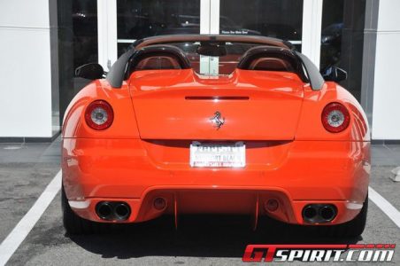 Ponen a la venta un exclusivo y raro Ferrari 599 SA Aperta