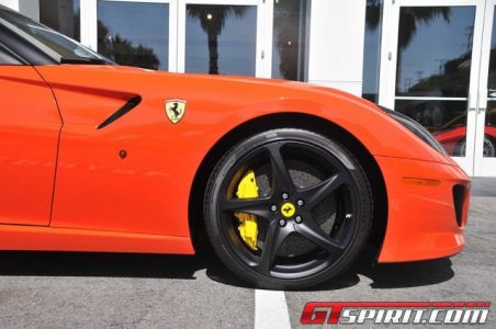 Ponen a la venta un exclusivo y raro Ferrari 599 SA Aperta