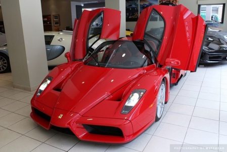 A la venta un Ferrari Enzo por algo más de 2.4 millones de euros