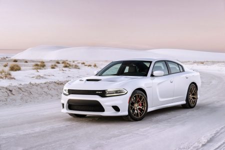 Dodge Charger SRT Hellcat 2015: 717 CV y 328 km/h de velocidad máxima en una berlina