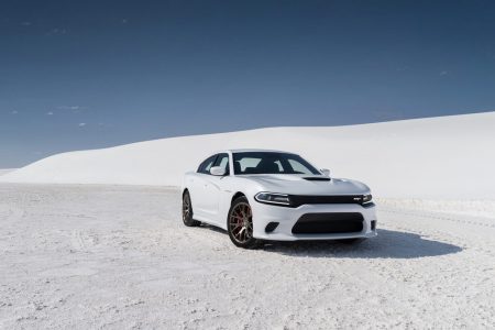 Dodge Charger SRT Hellcat 2015: 717 CV y 328 km/h de velocidad máxima en una berlina