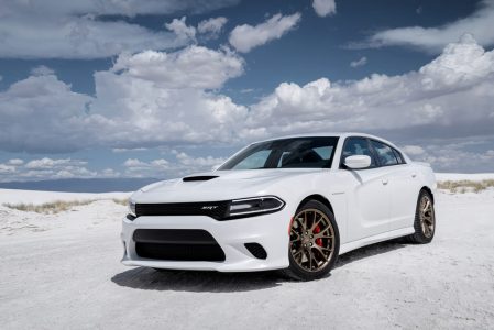 Dodge Charger SRT Hellcat 2015: 717 CV y 328 km/h de velocidad máxima en una berlina