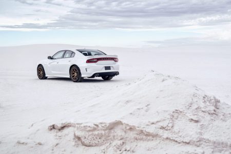 Dodge Charger SRT Hellcat 2015: 717 CV y 328 km/h de velocidad máxima en una berlina