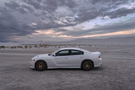 Dodge Charger SRT Hellcat 2015: 717 CV y 328 km/h de velocidad máxima en una berlina