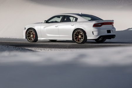 Dodge Charger SRT Hellcat 2015: 717 CV y 328 km/h de velocidad máxima en una berlina