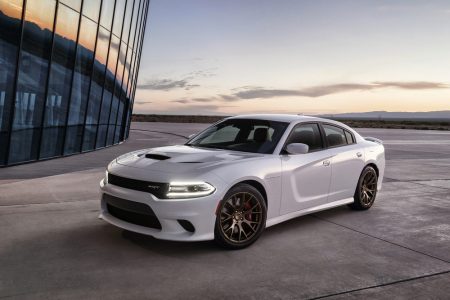 Dodge Charger SRT Hellcat 2015: 717 CV y 328 km/h de velocidad máxima en una berlina