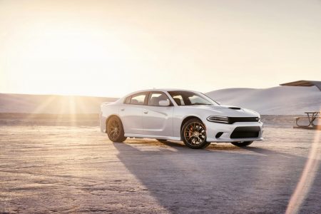 Dodge Charger SRT Hellcat 2015: 717 CV y 328 km/h de velocidad máxima en una berlina