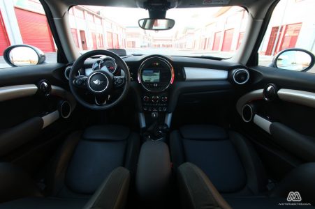 Prueba: Mini Cooper 2014 (equipamiento, comportamiento, conclusión)