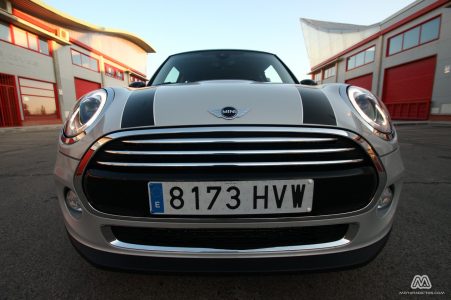 Prueba: Mini Cooper 2014 (equipamiento, comportamiento, conclusión)