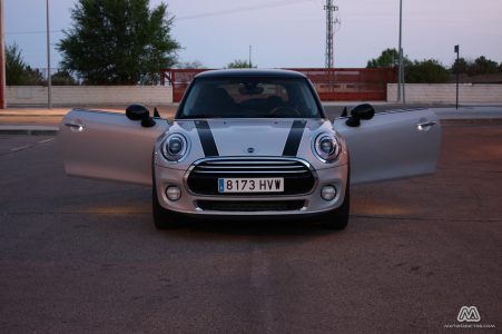 Prueba: Mini Cooper 2014 (equipamiento, comportamiento, conclusión)