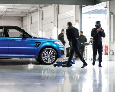 Range Rover Sport SVR: 550 CV enfrascados bajo un SUV