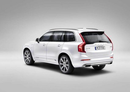 Volvo-XC90-2015-10