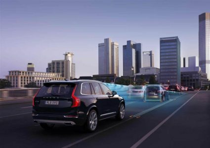 Volvo-XC90-2015-20