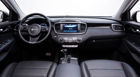 KIA Sorento 2015: Más datos e imágenes del interior