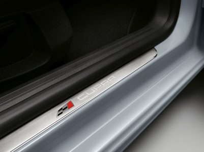 El SEAT León Cupra estrena los paquetes Black Line, White Line y Performance Pack