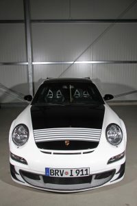 porsche-5-682x1024