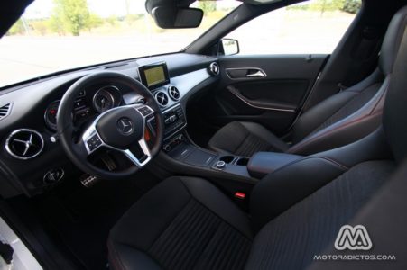 Prueba: Mercedes Benz CLA 220 CDI AMG Line (equipamiento, comportamiento, conclusión)