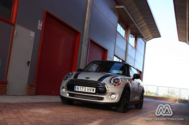Prueba: Mini Cooper 2014 (equipamiento, comportamiento, conclusión) 2