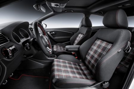2015-Volkswagen-Polo-GTI-16