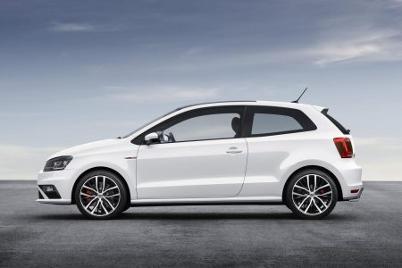 2015-Volkswagen-Polo-GTI-8