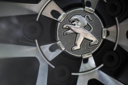 Peugeot nos muestra una nueva edición del Concept Exalt para el Salón de París