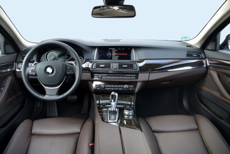 BMW-518d-528d-82
