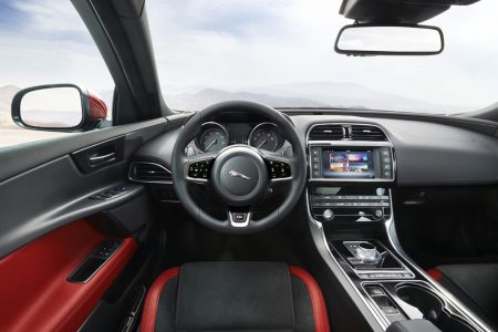 Jaguar XE: El nuevo caballo de batalla contra los alemanes