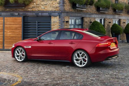 Jaguar-XE-24