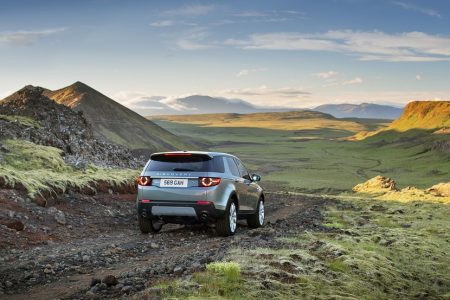 Land-Rover-Discovery-Sport-21