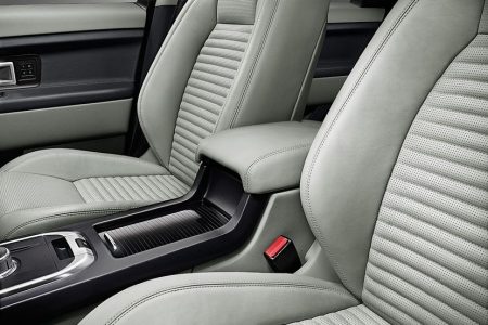 Land-Rover-Discovery-Sport-detalles-02