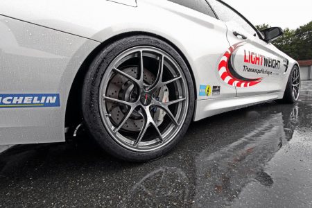 Lightweight nos muestra su BMW M4 de 520 caballos