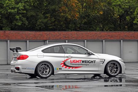 Lightweight-BMW-M4-8