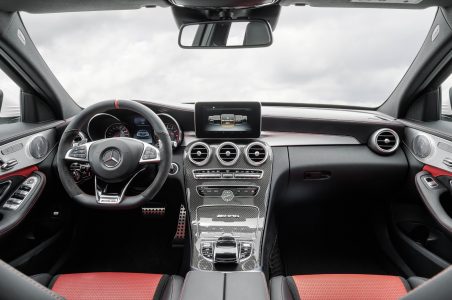 Mercedes-C63-AMG-16