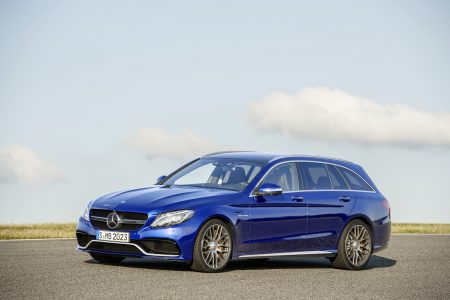 Mercedes-C63-AMG-19