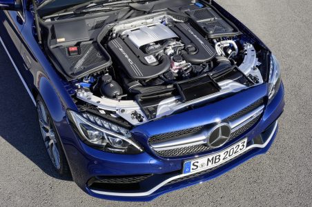 Mercedes-C63-AMG-32