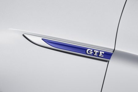 Volkswagen Passat GTE plug-in hybrid: También estará en París