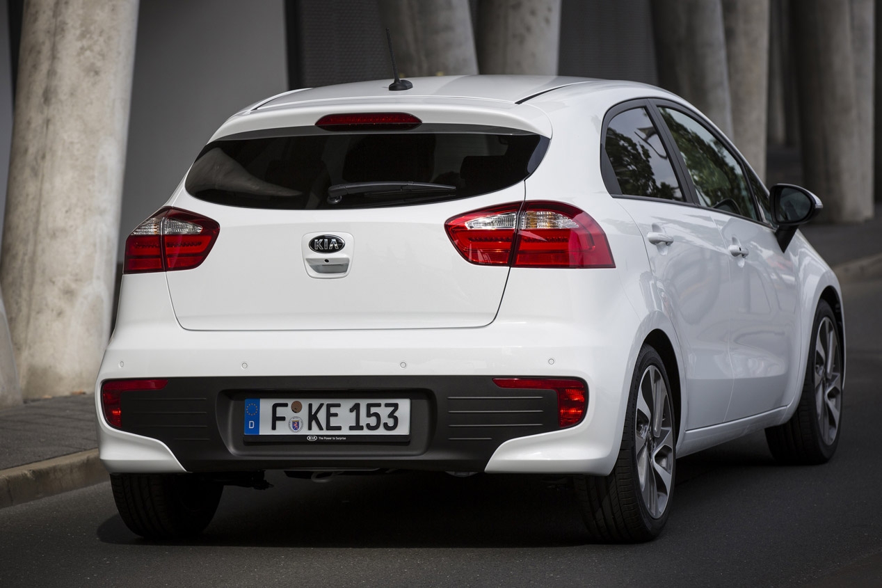 Kia Rio 2015: Nueva imagen más actual para el modelo surcoreano