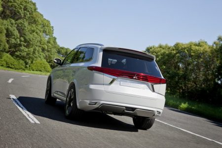 Mitsubishi Outlander PHEV Concept-S: Más deportivo y juvenil