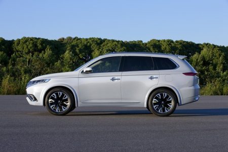 mitsubishi-outlander-phev-concept-s-primeras-imagenes-oficiales-201418217_9