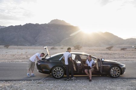 Así es el interior del espectacular Aston Martin Lagonda