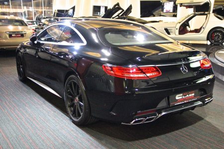 A la venta el primer Mercedes S63 AMG Coupe en Dubai