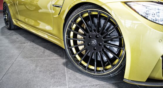 BMW M4 bajo el rodillo de Hamann