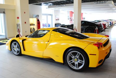 A la venta un Ferrari Enzo con 3.500 km