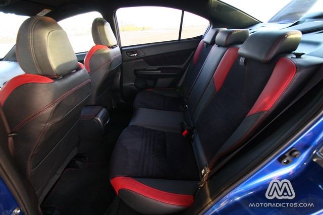 Prueba: Subaru WRX STI (diseño, habitáculo, mecánica) 11
