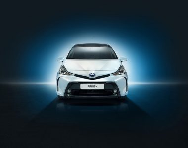 toyota_prius_2015_6
