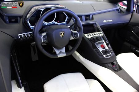 A la venta un Lamborghini Aventador Roadster totalmente personalizado