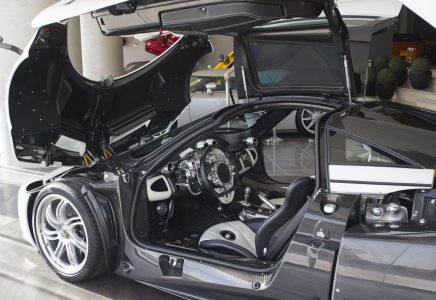 A la venta un impoluto Pagani Huayra de color blanco