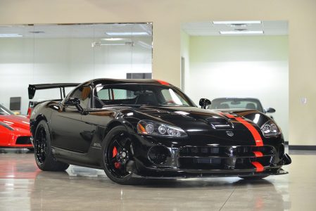 A la venta un impresionante Dodge Viper STR-10 ACR