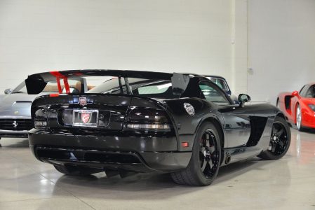 A la venta un impresionante Dodge Viper STR-10 ACR